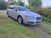 Volvo V70 2.4D Momentum Euro 4