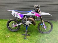 YZ85