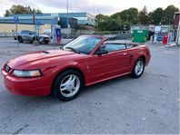 Ford Mustang Cabriolet 3.8 V6 SEFI (6.400 mil)