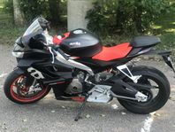 Aprilia rs 660