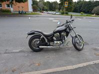 Suzuki intruder 1400 