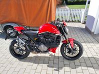 Ducati Monster + 937