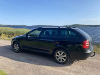 Skoda Octavia  1.6 MPI NYBES till 2025.07.01