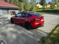 Tesla Model Y Long Range AWD (MOMS) - Sänkt pris!