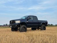 Dodge RAM 3500 6.7 Cummins 