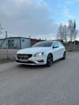 Volvo V60 D4 AWD Geartronic Momentum, R-Design