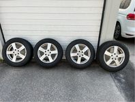 Dubbfria vinterdäck 215/60 R16