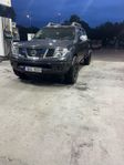 Nissan navara d40 a traktor