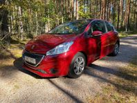 Peugeot 208 1.4 VTI, endast 1887 mil och nybesiktad