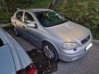 Opel Astra 5-dörrar 1.6  Ny besiktad Låg Mil