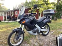 Aprilia pegaso 650