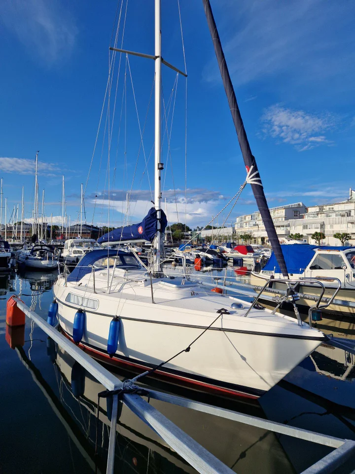 Hallberg rassy 26 image