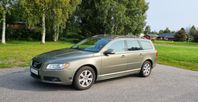 Nybes. Volvo V70 D5 AWD Geartronic Momentum Euro 5 m. drag