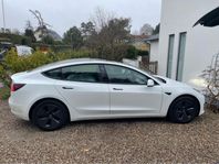 Tesla Model 3 Standard Range