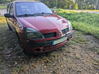 Renault Clio 5-dörrars Halvkombi 1.4 Privilege