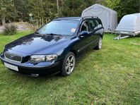 Volvo V70 2.4T AWD