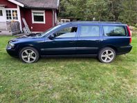 Volvo V70 2.4T AWD