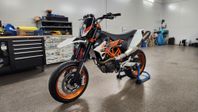 KTM 690 SMC-R