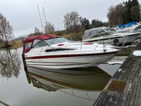 Fin SeaRay 268 Sundancer -89 med defekt motor säljes billigt