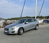 Volvo V60 T3 Momentum Euro 5