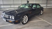 Jaguar XJR 363HK