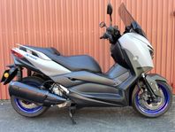 Yamaha X-MAX 300