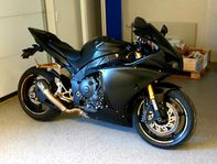 YAMAHA R1 GOLD EDITION 