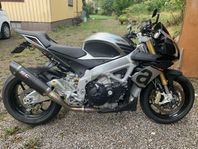 Aprilia Tuono V4r 