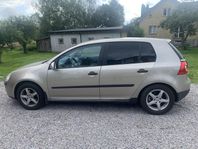 VW Golf  1.6 FSI