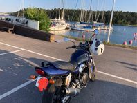 Suzuki GSX 750 inazuma