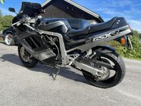 Suzuki GSX-R1100