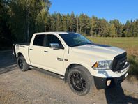 Dodge RAM 1500 Laramie 4X4 V8 Hemi Toppskick Privatbil