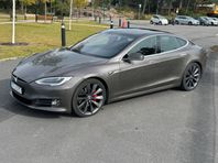 Tesla Model S Performance, 814 hk. Finans möjlig