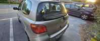 Toyota Yaris 3-dörrar 1.0 VVT-i