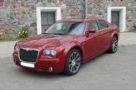 Unik Chrysler 300 S sparsam använt