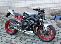 Triumph 675 Street Triple RX,