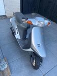 Honda Vision Ne 50 moped