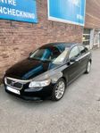 Volvo S40 2.4L 140HK Momentum Lågmil Drag Auto PDC 