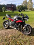 Triumph street triple 675r