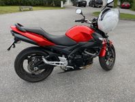 Suzuki GSR 600 - OBS! Låga mil!