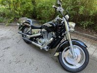 HONDA SHADOW VT 1100C2