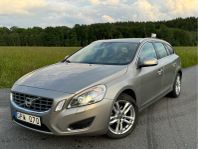 Volvo V60 T4 Powershift Summum 