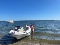 BOSTON whaler  Ventura 