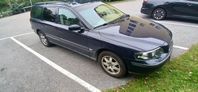 Volvo V70 2.5T AWD. Nybytt kamrem, olja, stift mm. skatt&bes