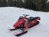 Polaris PRO rmk 600 Axys 155” - 17