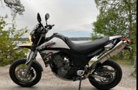 Yamaha xt660x