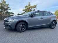 Volvo V40 Cross Country D2//Momentum//Euro6//VOC//2018