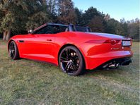 Jaguar F-Type V8 S Convertible 