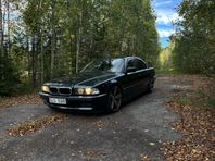 BMW e38 740i