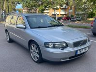 Volvo V70 2.4 T/ Ny Bes/ Skattad/ Drag